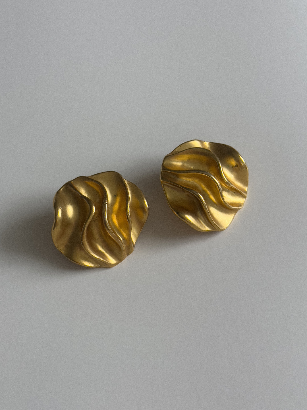 Vintage Gold Textured Clip Ons